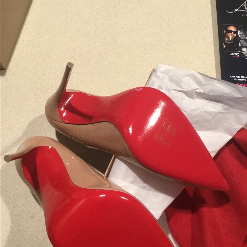Brand new Christian louboutin so Kate